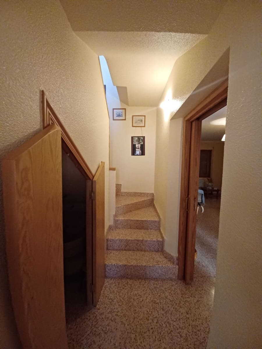 3 quarto Casa em Banda para venda em Pinoso com garagem - 475 000 € (Ref: 9966078)