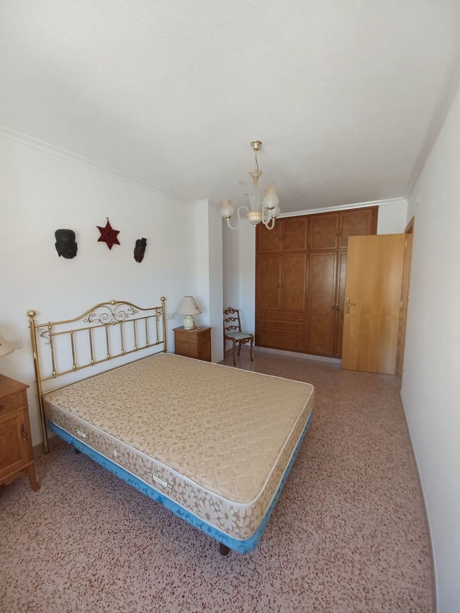 3 quarto Casa em Banda para venda em Pinoso com garagem - 475 000 € (Ref: 9966078)