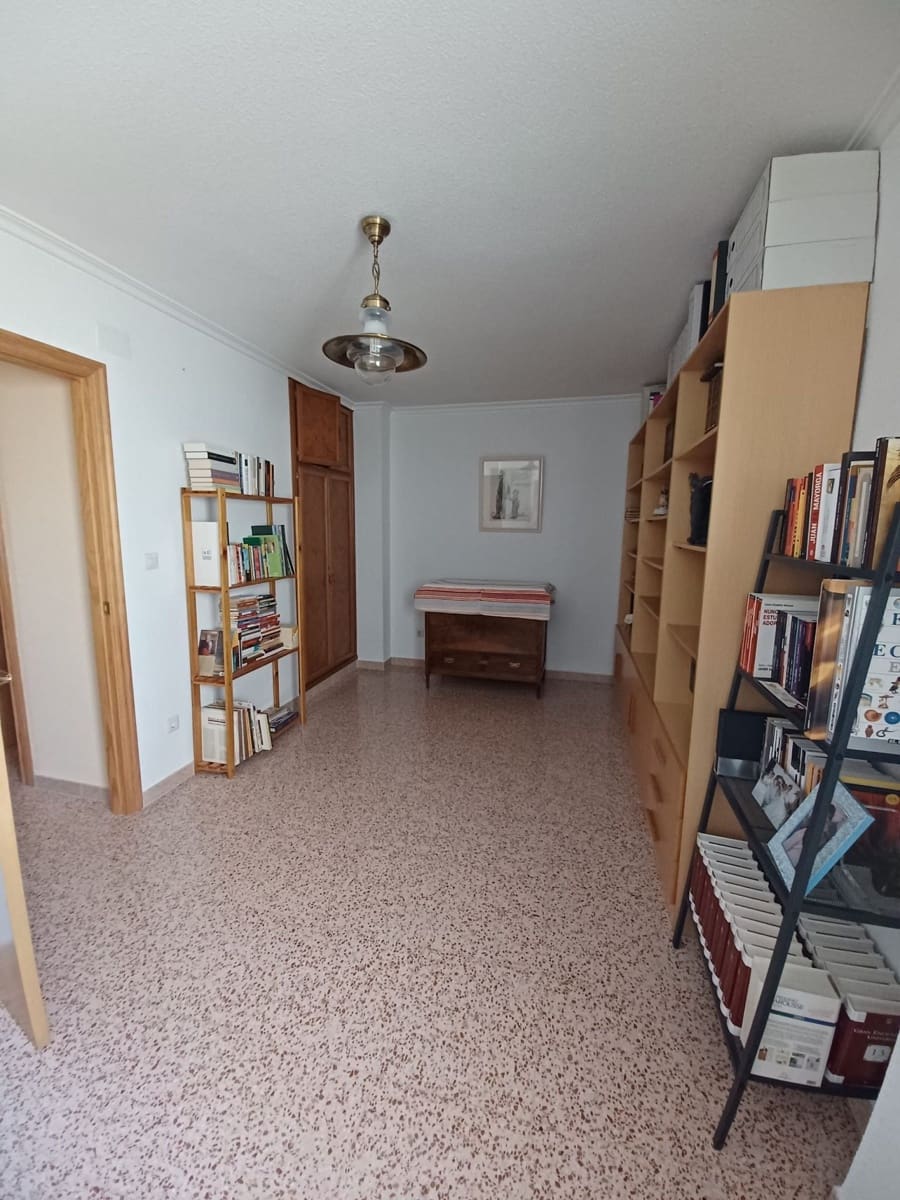 3 quarto Casa em Banda para venda em Pinoso com garagem - 475 000 € (Ref: 9966078)