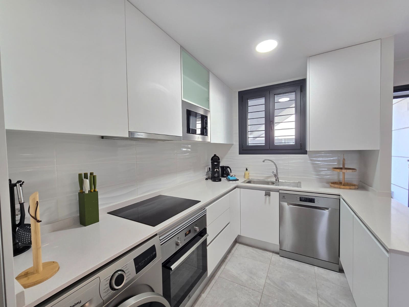 2 soverom Leilighet til salgs i Villamartin med svømmebasseng garasje - € 249 999 (Ref: 9969165)