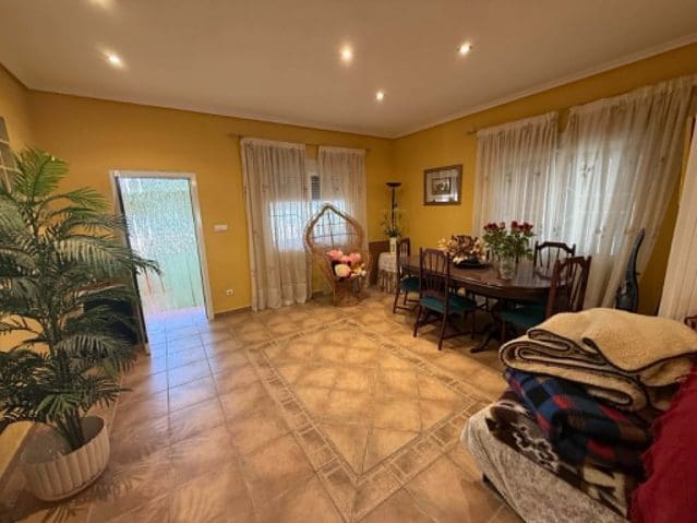 4 bedroom Villa for sale in La Romana with pool - € 274,950 (Ref: 9972783)