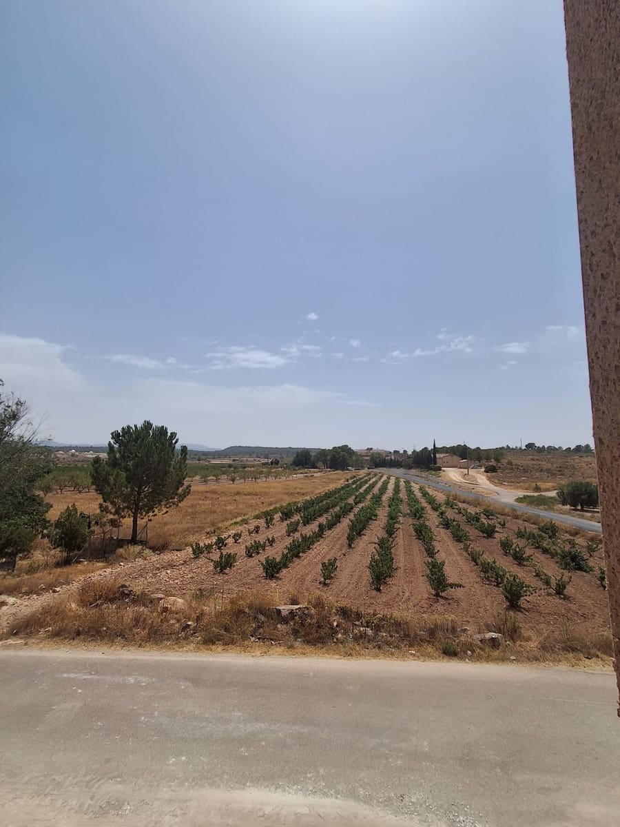 4 slaapkamer Finca/Landhuis te koop in Pinoso met zwembad garage - € 295.000 (Ref: 9976743)