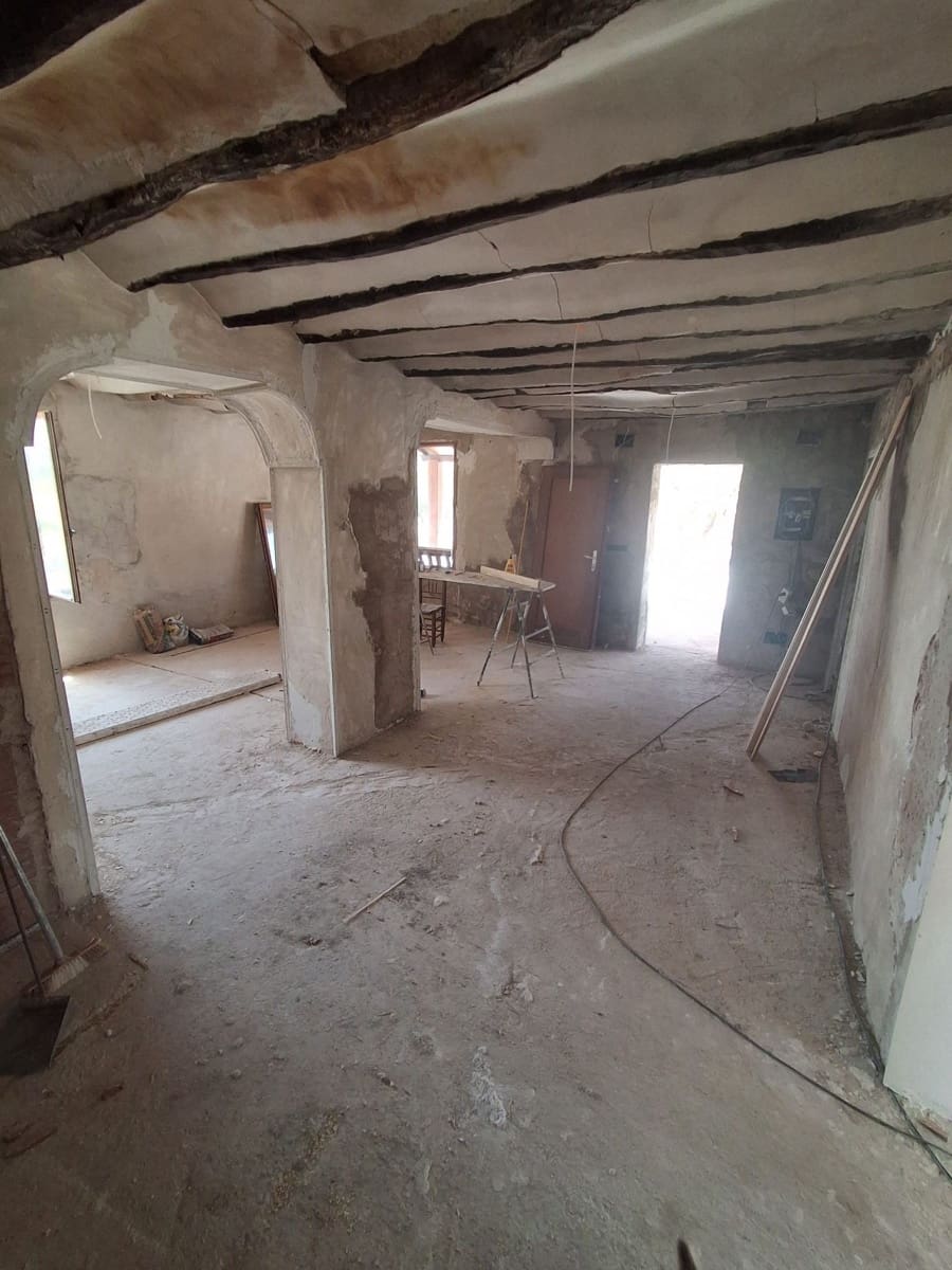 4 slaapkamer Finca/Landhuis te koop in Pinoso met zwembad garage - € 295.000 (Ref: 9976743)