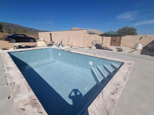 4 chambre Finca/Maison de Campagne à vendre à Lel, Pinoso avec piscine garage - 295 000 € (Ref: 9976743)