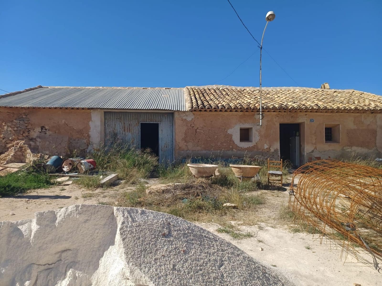 2 chambre Finca/Maison de Campagne à vendre à Pinoso avec garage - 149 995 € (Ref: 9976744)