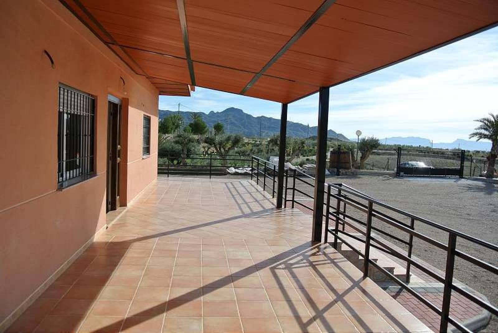 3 soverom Villa til salgs i Abanilla med svømmebasseng garasje - € 319 000 (Ref: 9984304)