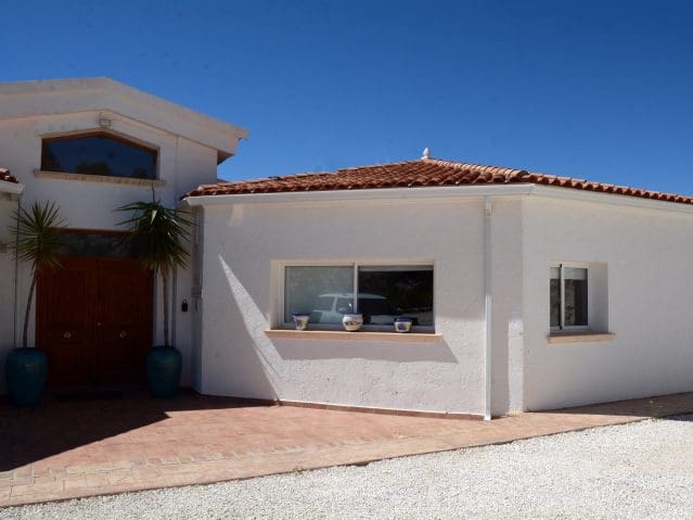 5 soverom Villa til salgs i Petrel / Petrer med svømmebasseng garasje - € 625 000 (Ref: 9993753)
