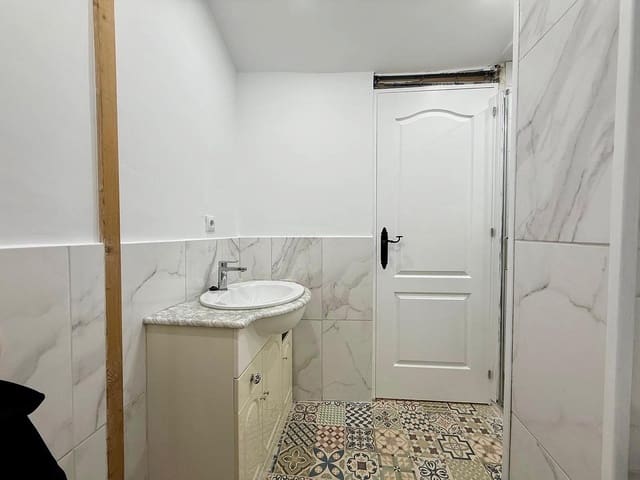 2 Zimmer Apartment zu verkaufen in Pinoso - 90.000 € (Ref: 9993780)