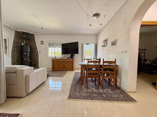 2 soveværelse Villa til salg i Lel, Pinoso med swimmingpool garage - € 340.000 (Ref: 9993782)