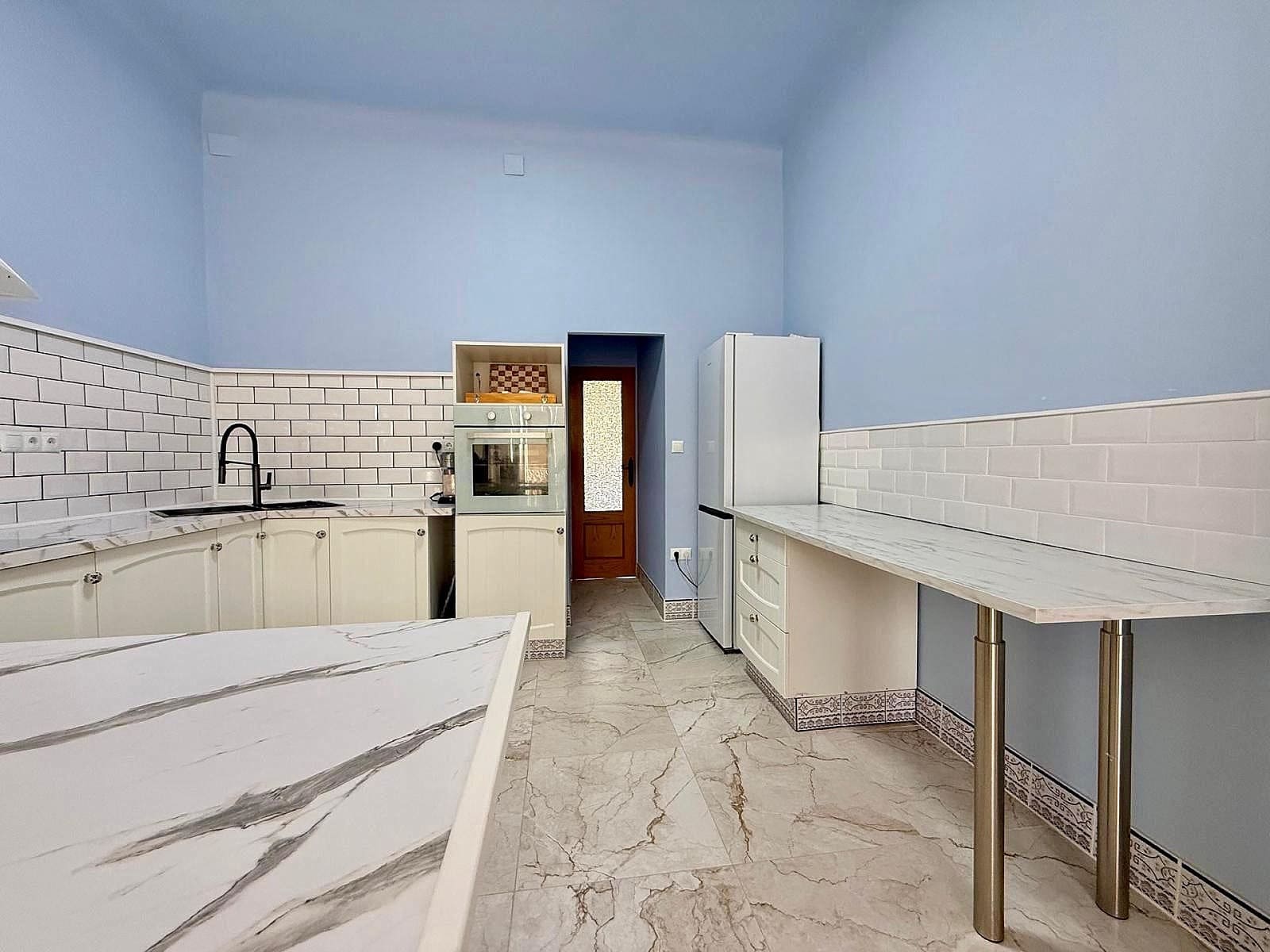 Lejlighed til salg i Pinoso - € 330.000 (Ref: 9993783)