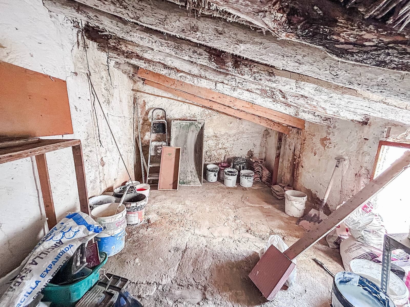 4 quarto Casa em Banda para venda em Onil - 90 000 € (Ref: 9994733)
