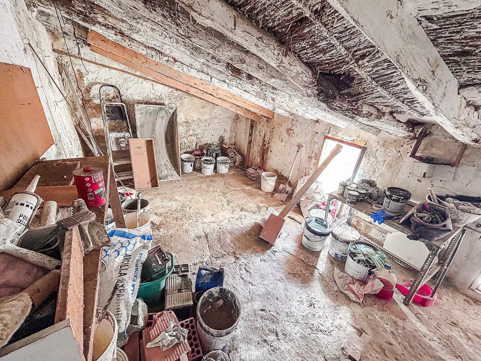 4 quarto Casa em Banda para venda em Onil - 90 000 € (Ref: 9994733)