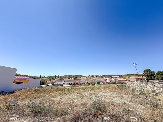 Ubebygd land til salgs i Lezuza - € 175 000 (Ref: 9994738)