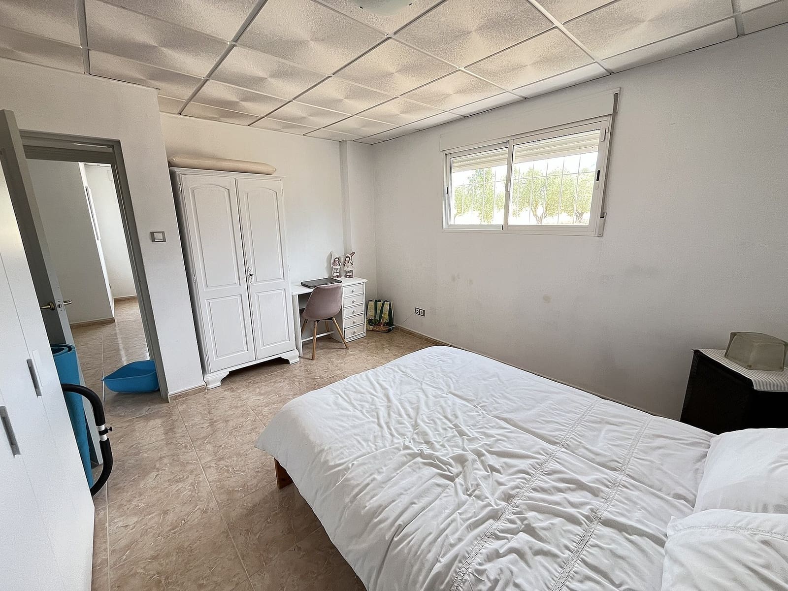 3 makuuhuone Maalaistalo myytävänä paikassa Villena mukana 
autotalli - 229 000 € (Ref: 9994739)