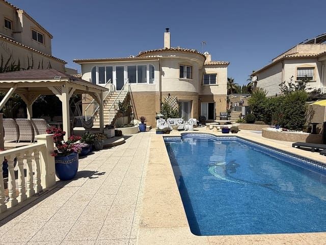 4 quarto Moradia para venda em Castalla com piscina - 349 950 € (Ref: 9999509)