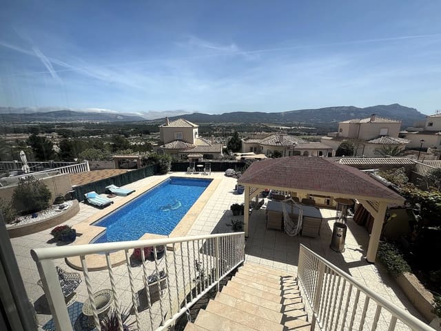 4 quarto Moradia para venda em Castalla com piscina - 349 950 € (Ref: 9999509)