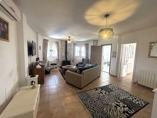 4 quarto Moradia para venda em Castalla com piscina - 349 950 € (Ref: 9999509)