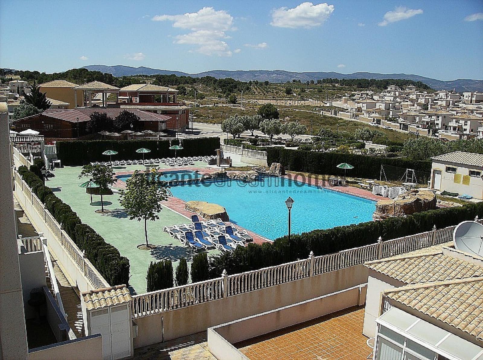 2 chambre Villa/Maison à vendre à Castalla avec piscine - 175 000 € (Ref: 9999510)