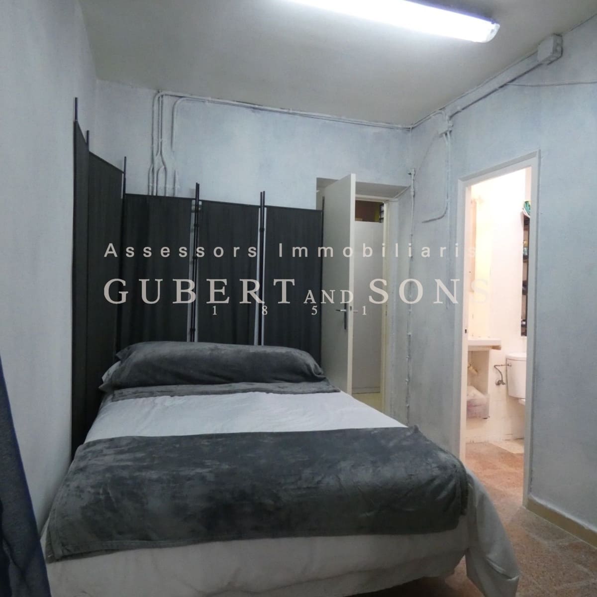 Commercial for sale in Palamos - € 140,000 (Ref: 9677830)