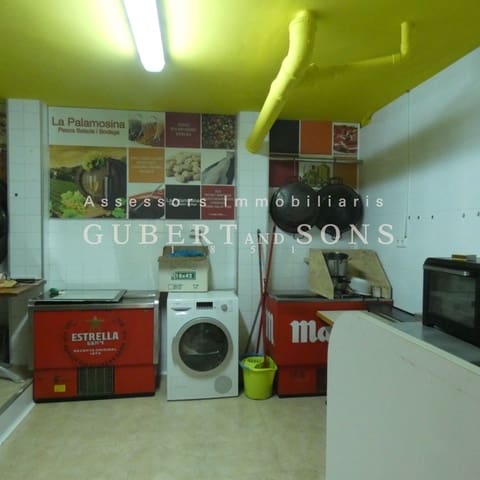Commercial for sale in Sant Joan de Palamós, Palamós - € 140,000 (Ref: 9677830)