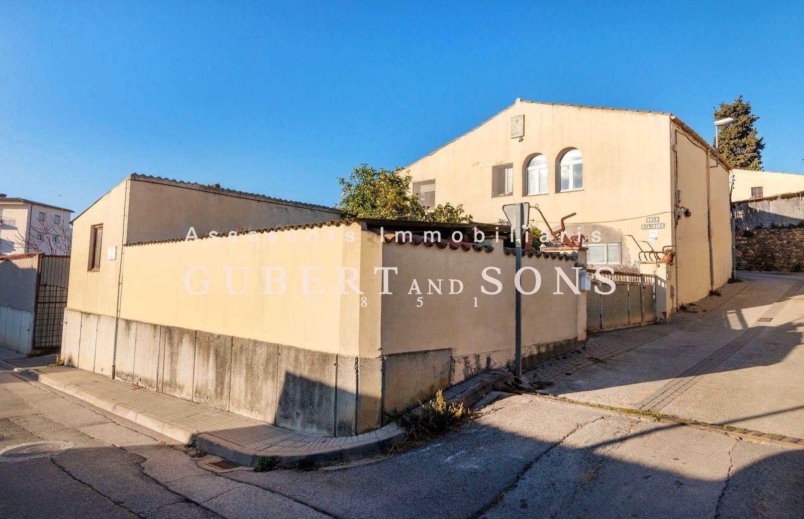 5 bedroom Townhouse for sale in Calonge i Sant Antoni - € 450,000 (Ref: 9677832)