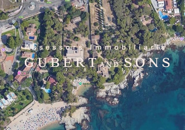 Terrain à Bâtir à vendre à Platja d'Aro, Castell-Platja d'Aro - 10 500 000 € (Ref: 9677837)