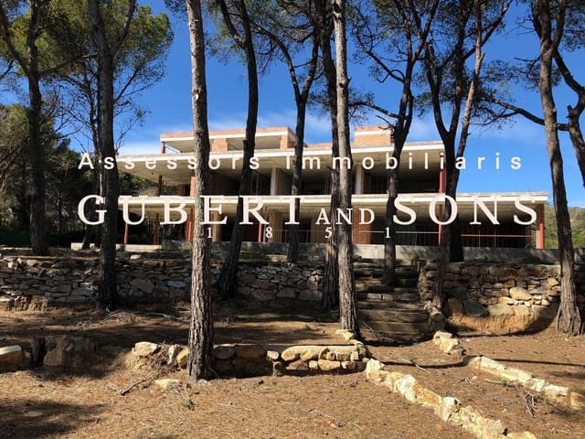 Terrain à Bâtir à vendre à Platja d'Aro, Castell-Platja d'Aro - 10 500 000 € (Ref: 9677837)