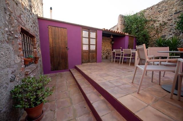 3 bedroom Townhouse for sale in Calonge i Sant Antoni - € 390,000 (Ref: 9677840)