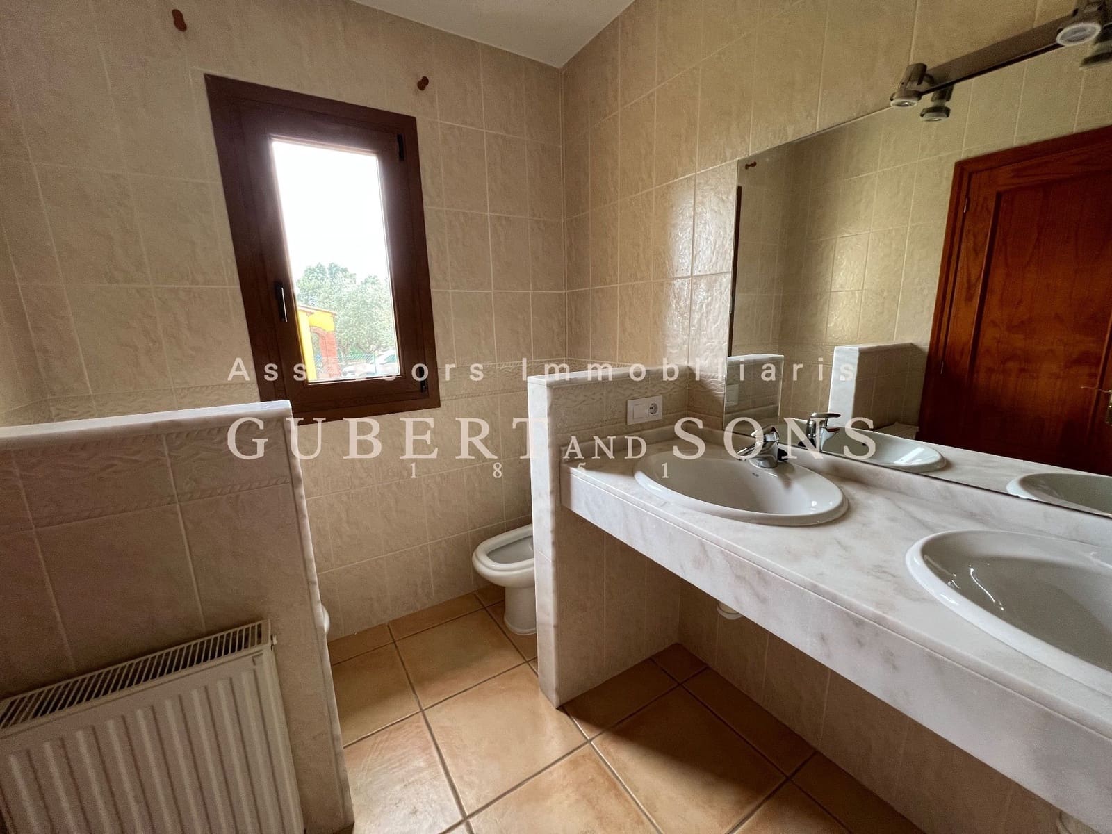 4 soverom Villa til salgs i Peralada med svømmebasseng garasje - € 695 000 (Ref: 9677847)