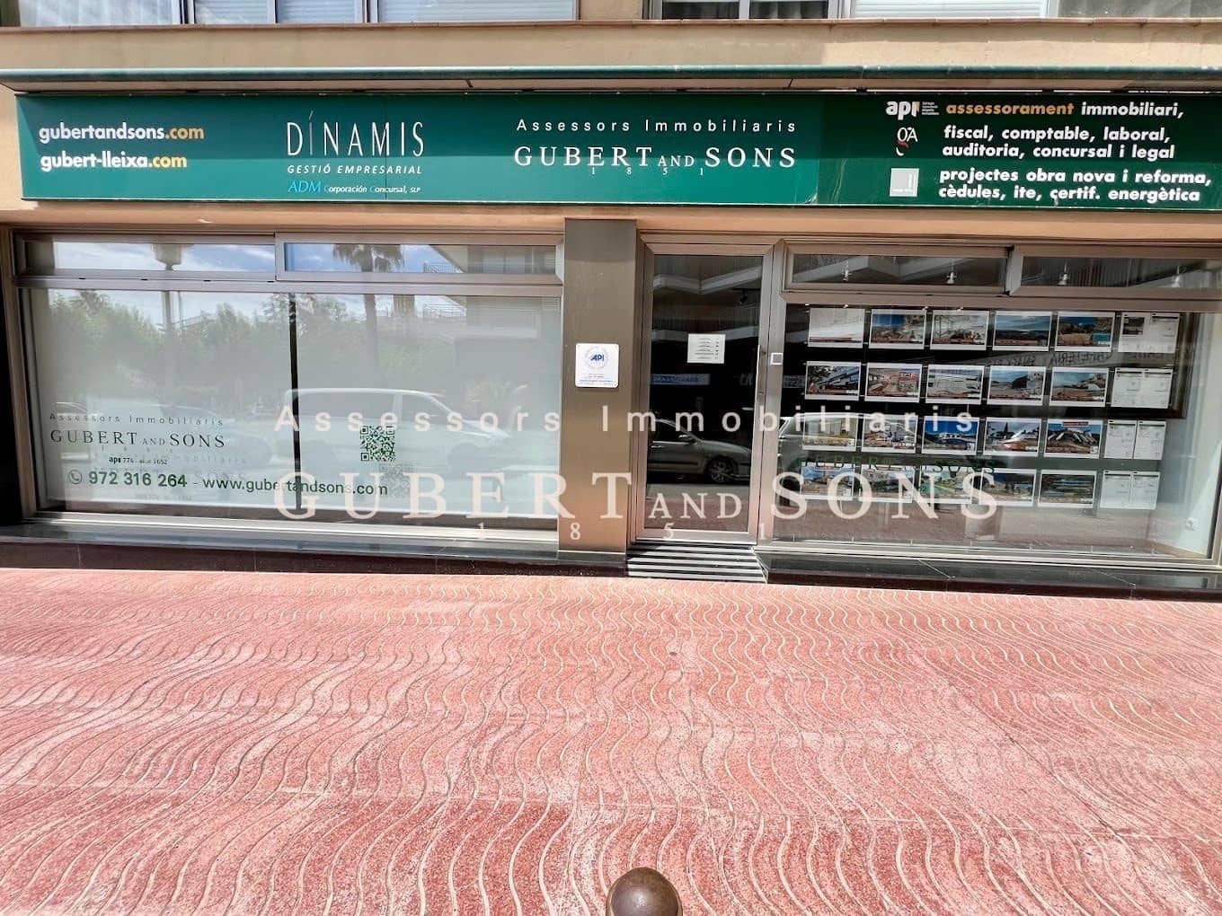 Commercial for rent in Palamos - € 500 (Ref: 9677853)