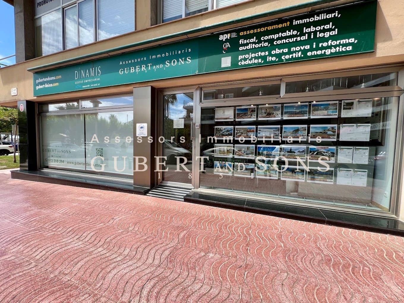 Commercial for rent in Palamos - € 500 (Ref: 9677853)