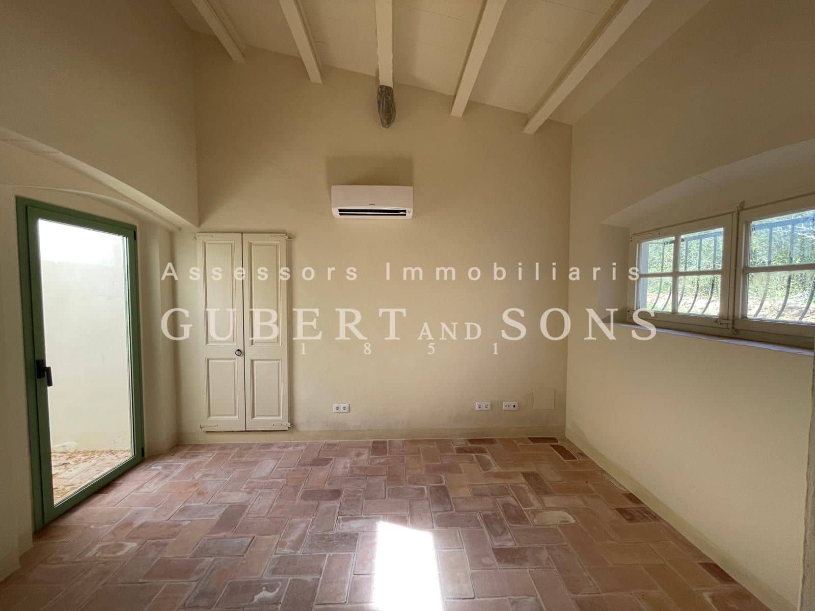 4 bedroom Finca/Country House for rent in Calonge i Sant Antoni - € 1,900 (Ref: 9727655)