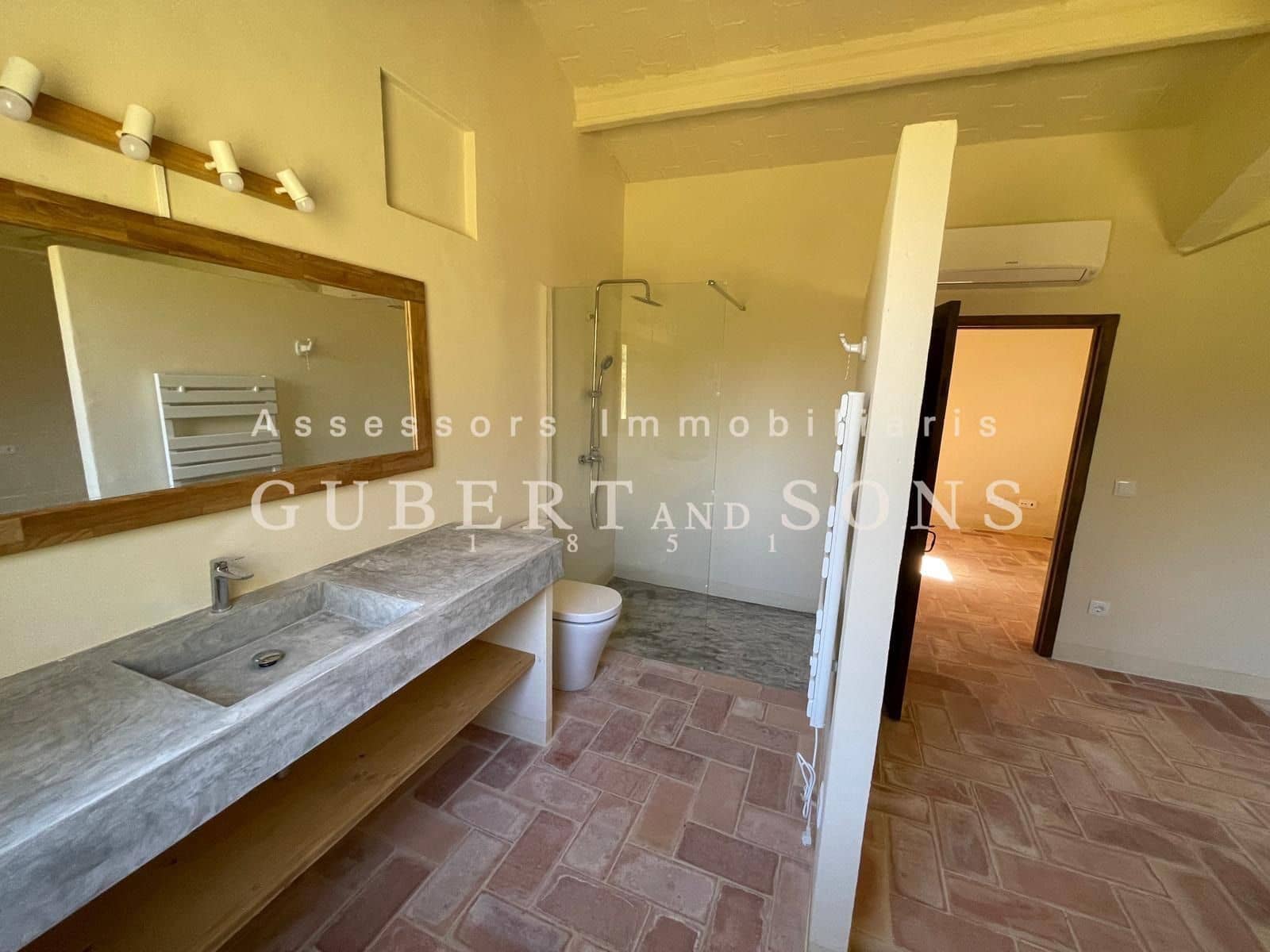 4 bedroom Finca/Country House for rent in Calonge i Sant Antoni - € 1,900 (Ref: 9727655)