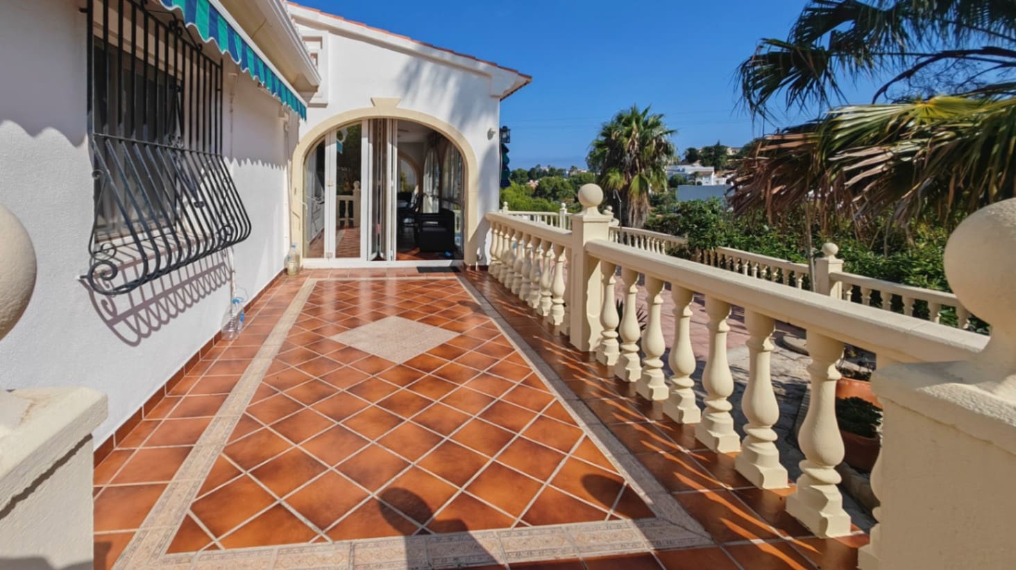 4 bedroom Villa for sale in Denia - € 590,000 (Ref: 10026273)