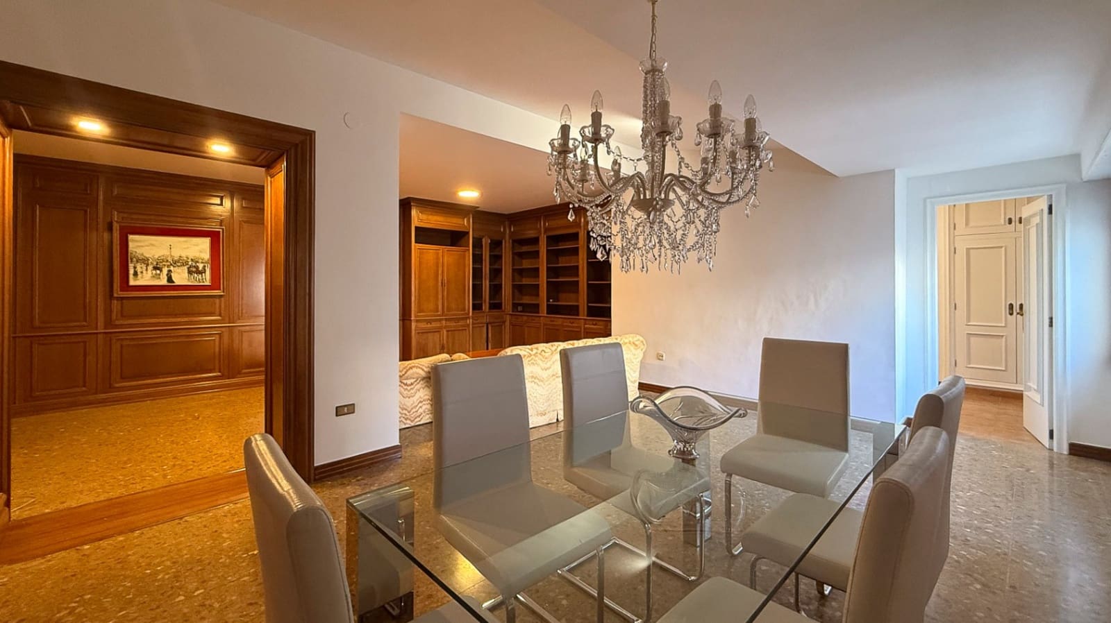 4 bedroom Flat for sale in Denia - € 395,000 (Ref: 10026276)