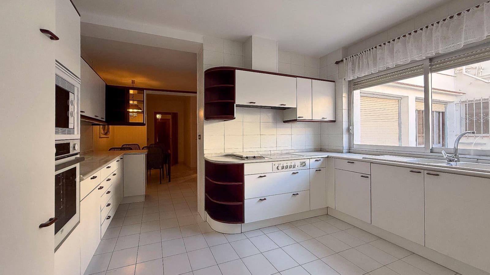 4 bedroom Flat for sale in Denia - € 395,000 (Ref: 10026276)