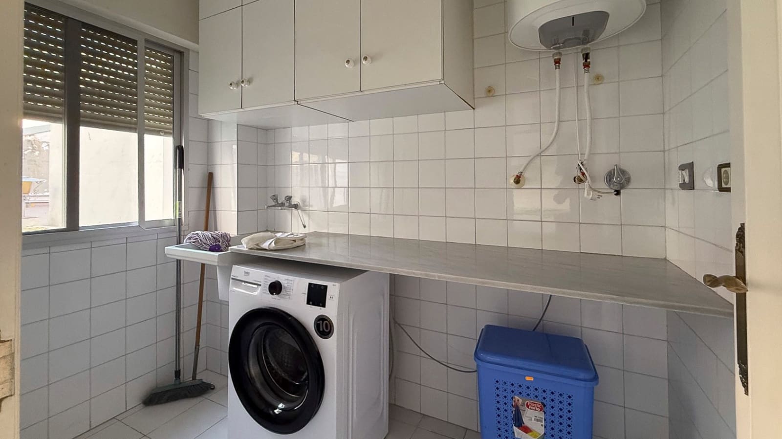 4 bedroom Flat for sale in Denia - € 395,000 (Ref: 10026276)