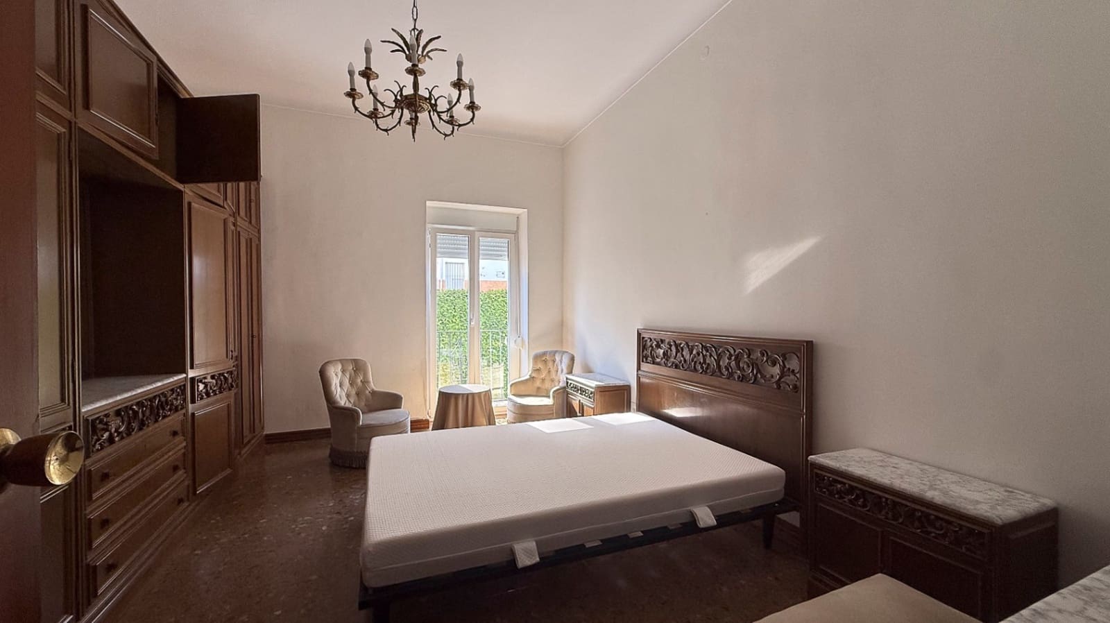 4 bedroom Flat for sale in Denia - € 395,000 (Ref: 10026276)