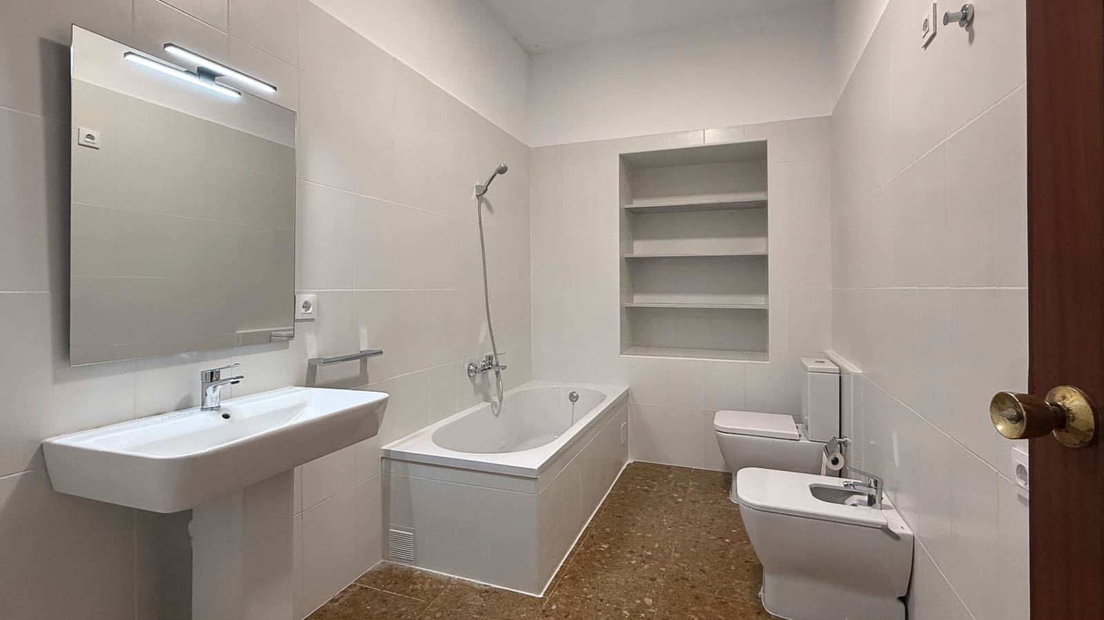 4 bedroom Flat for sale in Denia - € 395,000 (Ref: 10026276)