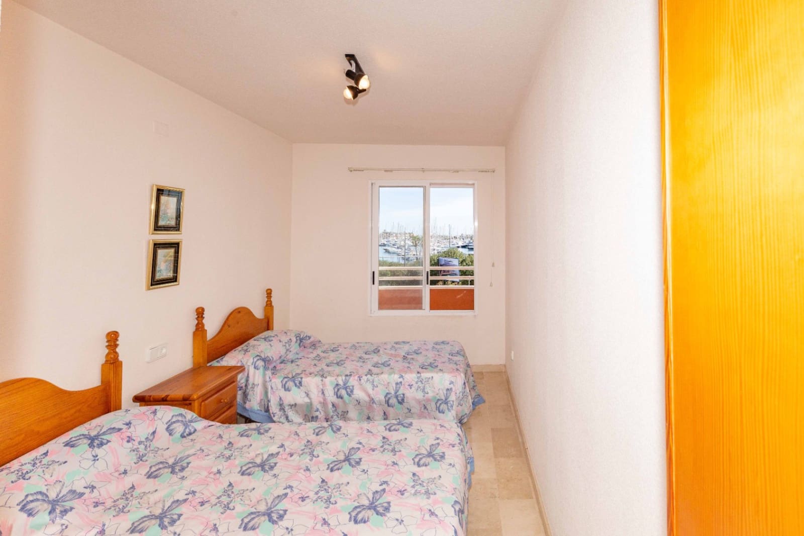 3 bedroom Apartment for rent in Denia with pool garage - € 1,200 (Ref: 10063004)