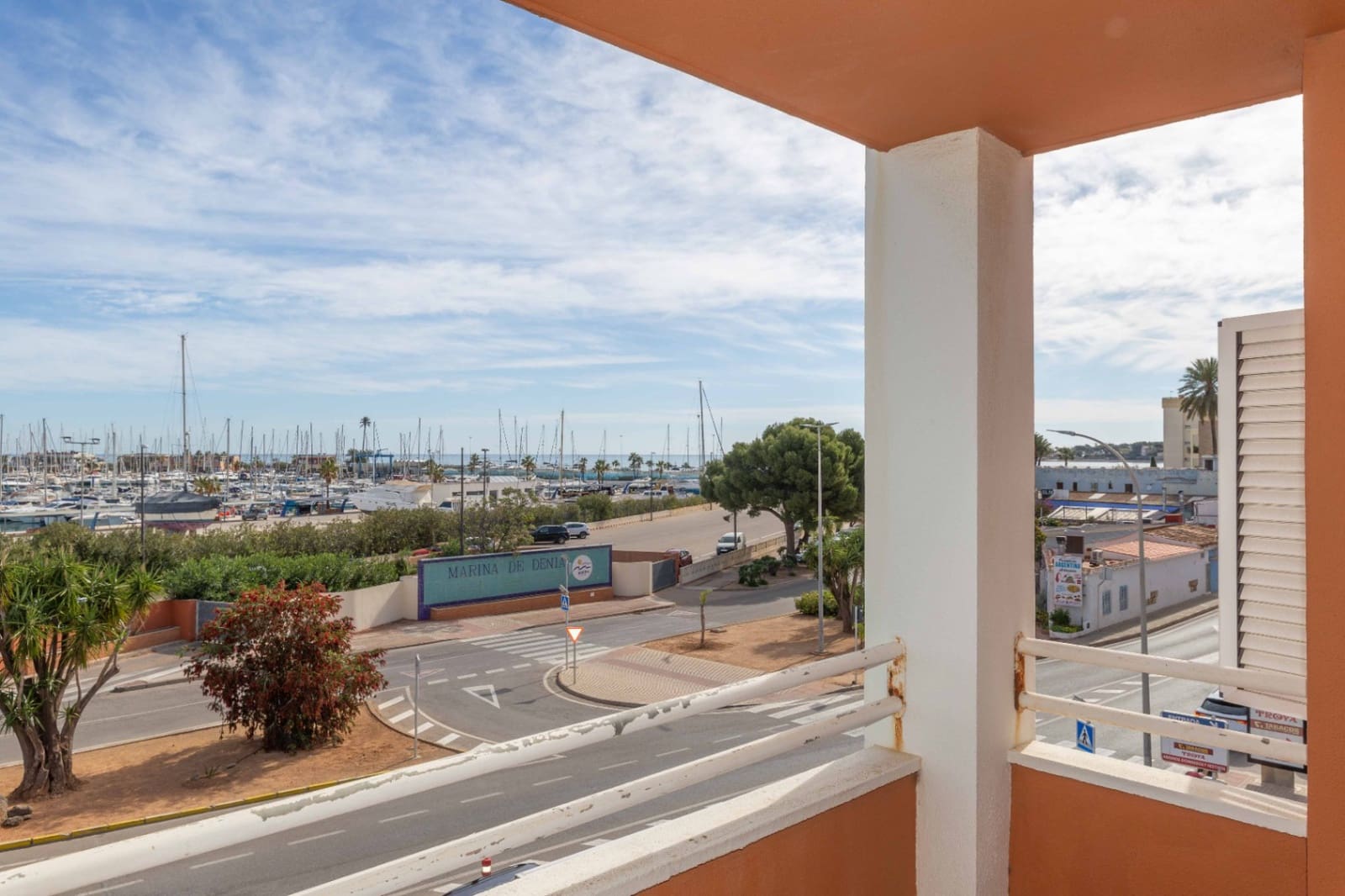 3 bedroom Apartment for rent in Denia with pool garage - € 1,200 (Ref: 10063004)