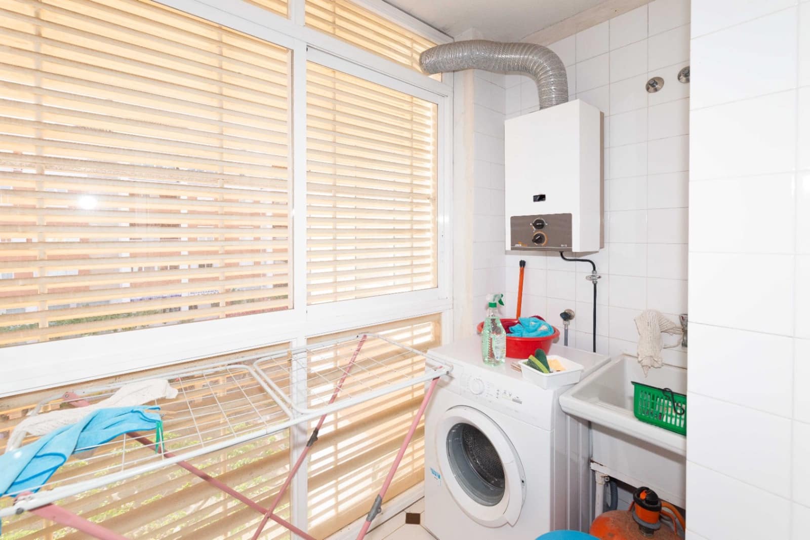 3 bedroom Apartment for rent in Denia with pool garage - € 1,200 (Ref: 10063004)