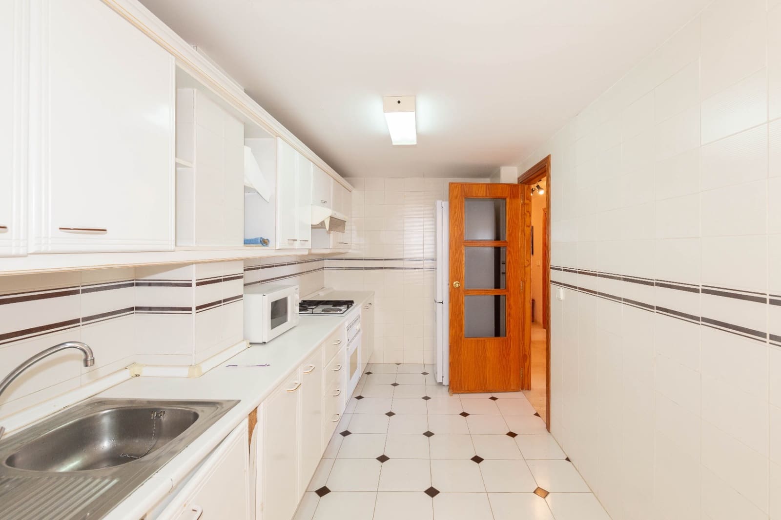 3 bedroom Apartment for rent in Denia with pool garage - € 1,200 (Ref: 10063004)