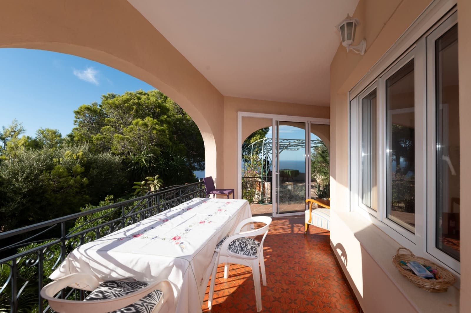 Chalet de 3 habitaciones en Dénia en venta con piscina garaje - 1.260.000 € (Ref: 10079838)