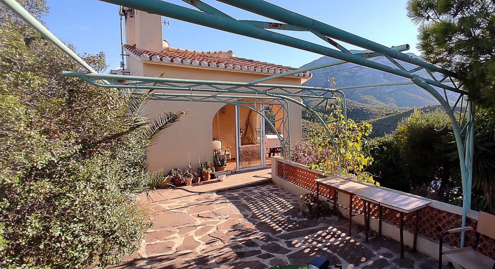 Chalet de 3 habitaciones en Dénia en venta con piscina garaje - 1.260.000 € (Ref: 10079838)
