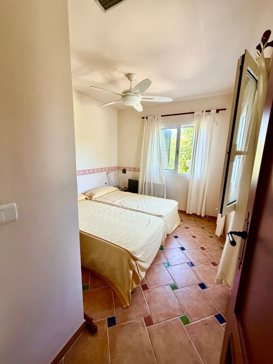 3 chambre Villa/Maison Semi-Mitoyenne à vendre à Denia avec piscine garage - 480 000 € (Ref: 10085240)