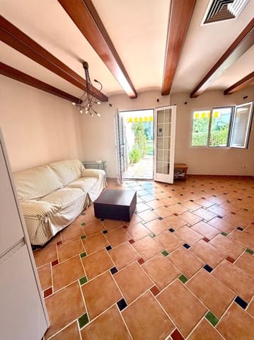 3 chambre Villa/Maison Semi-Mitoyenne à vendre à Dénia avec piscine garage - 480 000 € (Ref: 10085240)