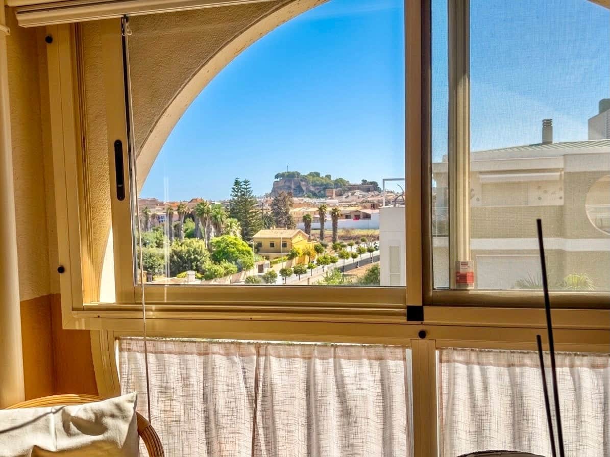2 quarto Penthouse para venda em Denia com piscina garagem - 377 500 € (Ref: 10098846)