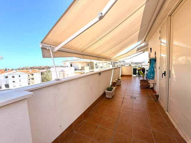 2 quarto Penthouse para venda em Dénia com piscina garagem - 377 500 € (Ref: 10098846)
