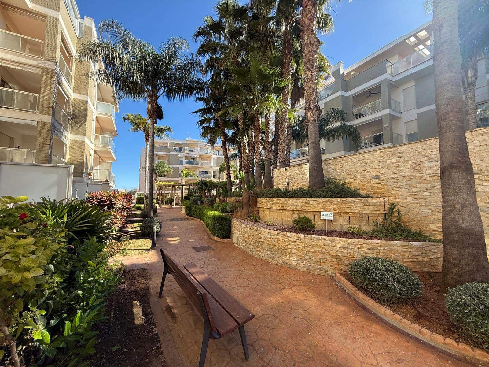 2 quarto Penthouse para venda em Denia com piscina garagem - 377 500 € (Ref: 10098846)